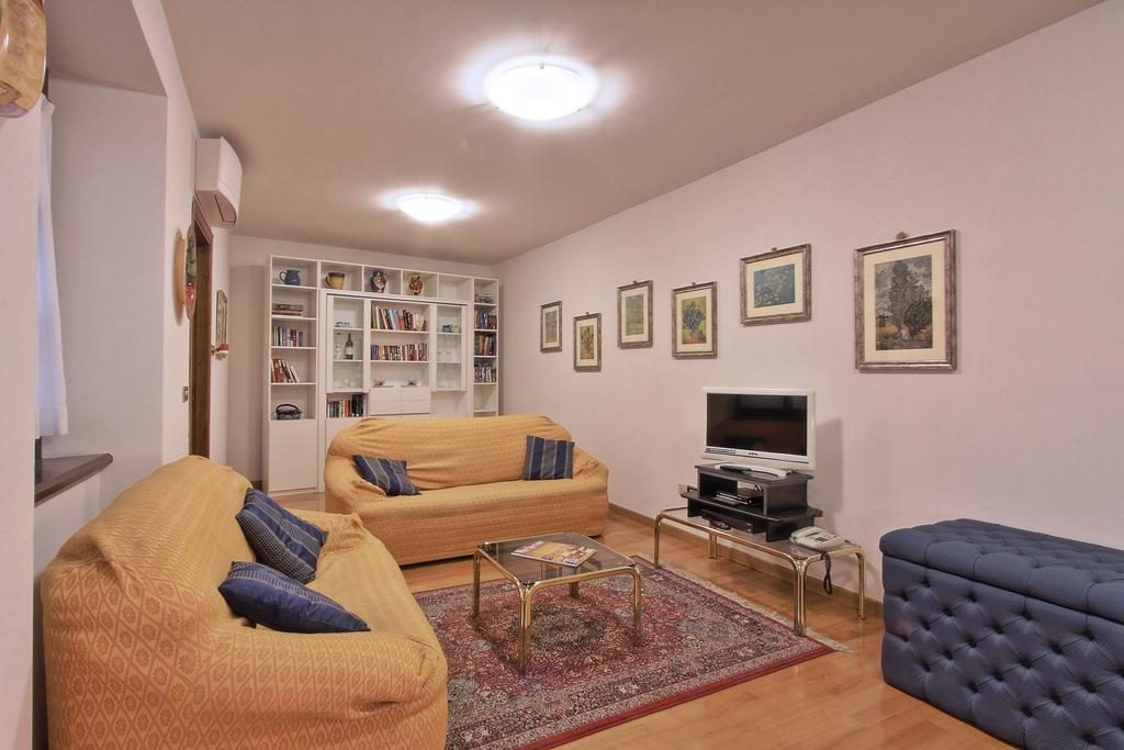 Florence Old Town Apartment Δωμάτιο φωτογραφία